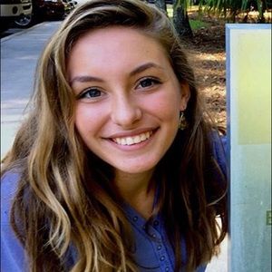 Meet your Posher, Julia